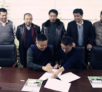 中心和内蒙古绿色与有机食品协会就战略合作签订协议 　　　　　　　　　　　　　　　